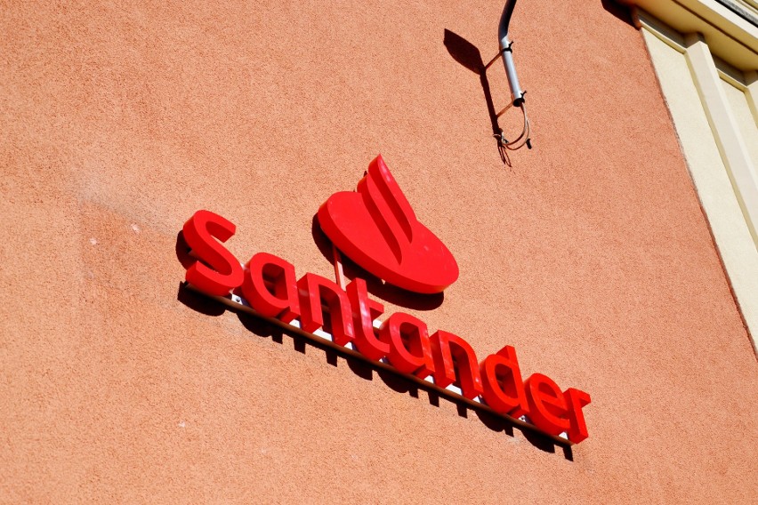 BZ WBK zmienił się w Santander.