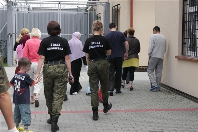 Zatrzymani w Polsce cudzoziemcy trafiają do ośrodka w Przemyślu. Tutaj czekają na decyzję.