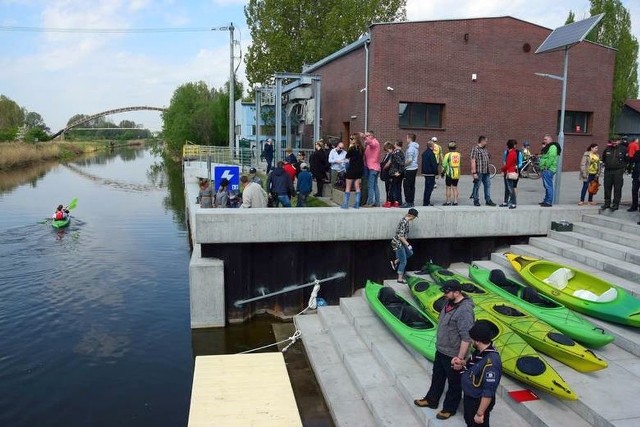 Miejscem festynu będzie  Przystań Kajakowo-Żeglarska ZHR przy ul. Poznańskiej 384 w inowrocławskich Mątwach