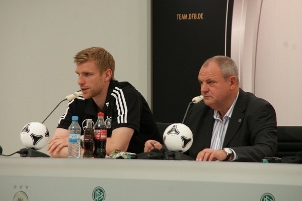 Manuel Neuer i Per Mertesacker spotkali się z dziennikarzami