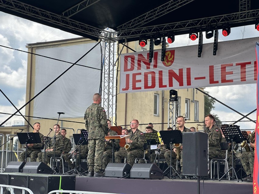 Podczas koncertu orkiestry Reprezentacyjnej Wojsk Obrony...