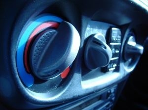 Optymalna temperatura w samochodzie to 20 - 22°C.
