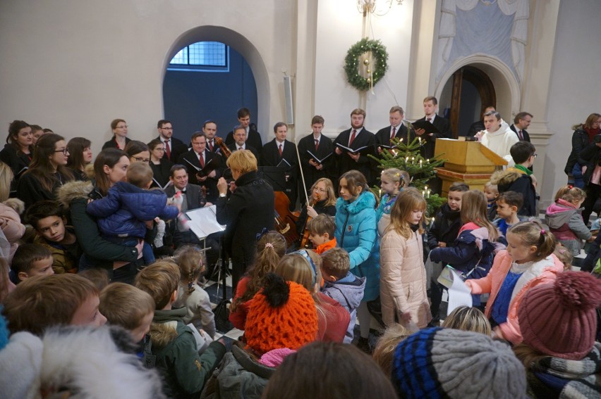 Muzyczne Patataj, czyli rodzinne kolędowanie u dominikanów. Zobacz zdjęcia