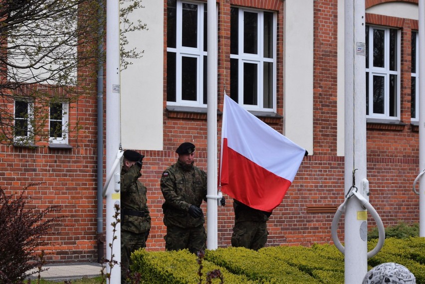 Uroczyste obchody Święta Flagi Rzeczypospolitej Polskiej w...