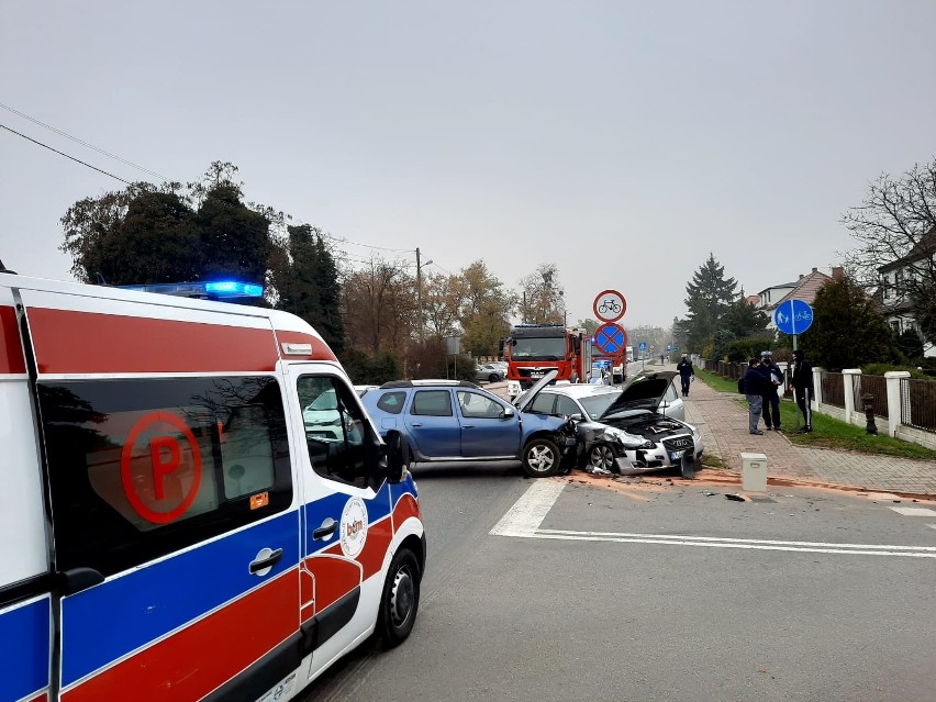 Zderzenie dacii i audi w Namysłowie.