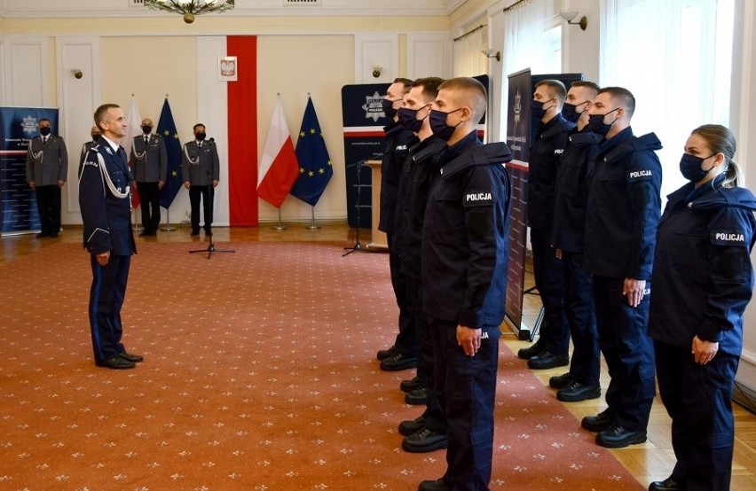 Komenda Wojewódzka Policji w Białymstoku. Ślubowanie...