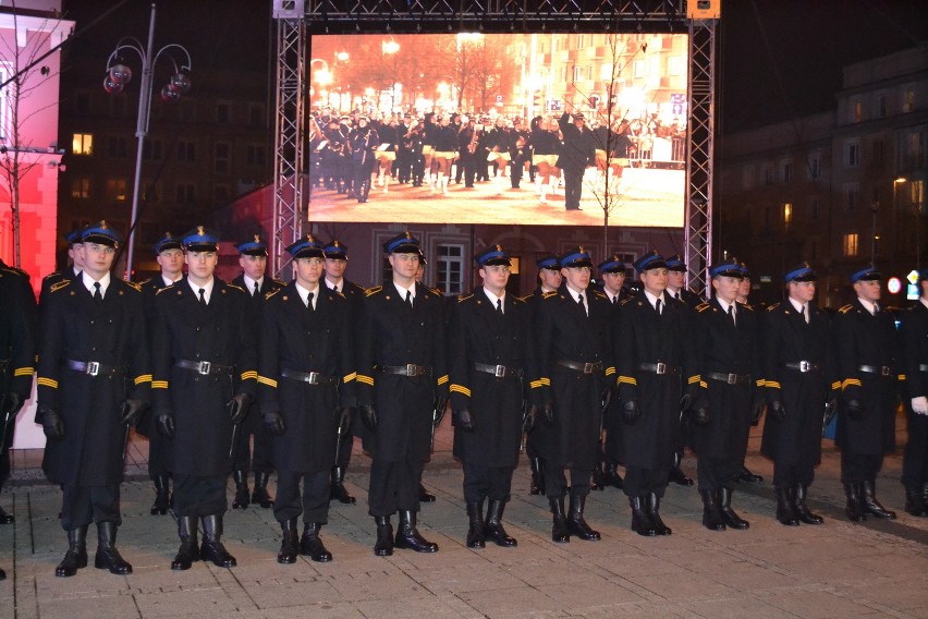 Święto Niepodległości w Częstochowie. Główne uroczystości na Placu Biegańskiego [ZDJĘCIA]