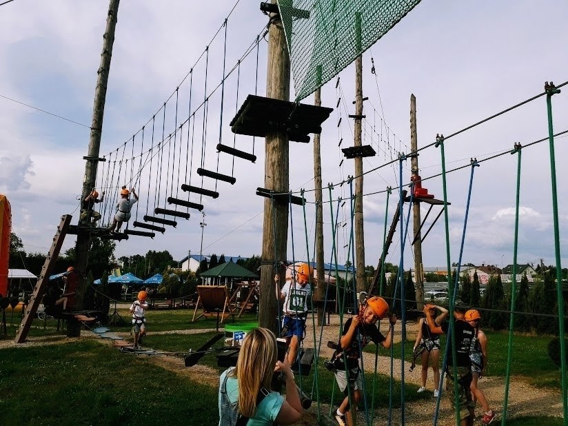 FastPark w Białymstoku to już nie tylko park linowy. Atrakcje i wolne od handlu niedziele przyciągają tu tłumy gości