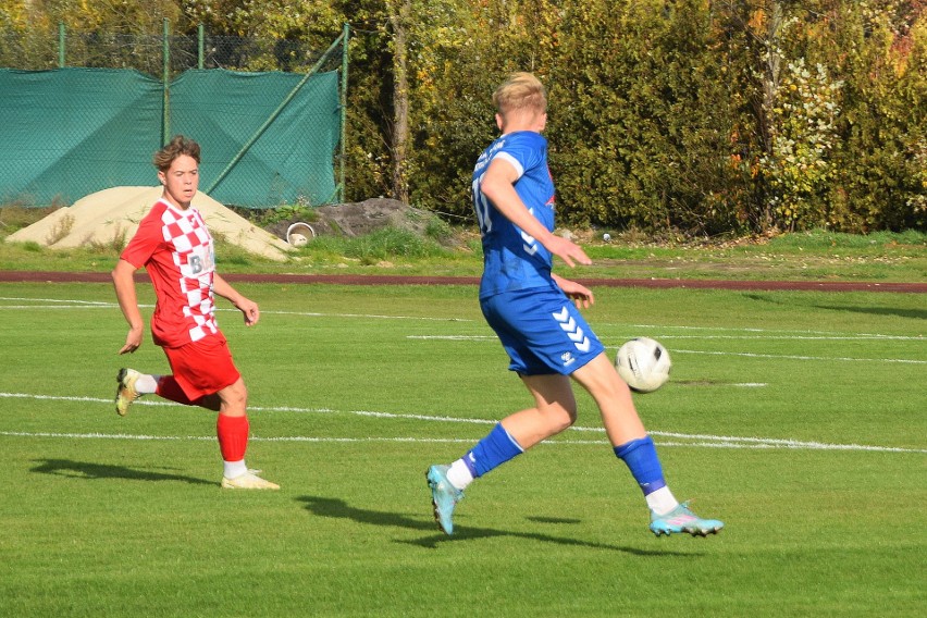 Hummel 4. Liga. Moravia Anna-Bud Morawica przegrała z AKS 1947 Busko-Zdrój 1:3. Wszystkie bramki zdobył Dorian Buczek