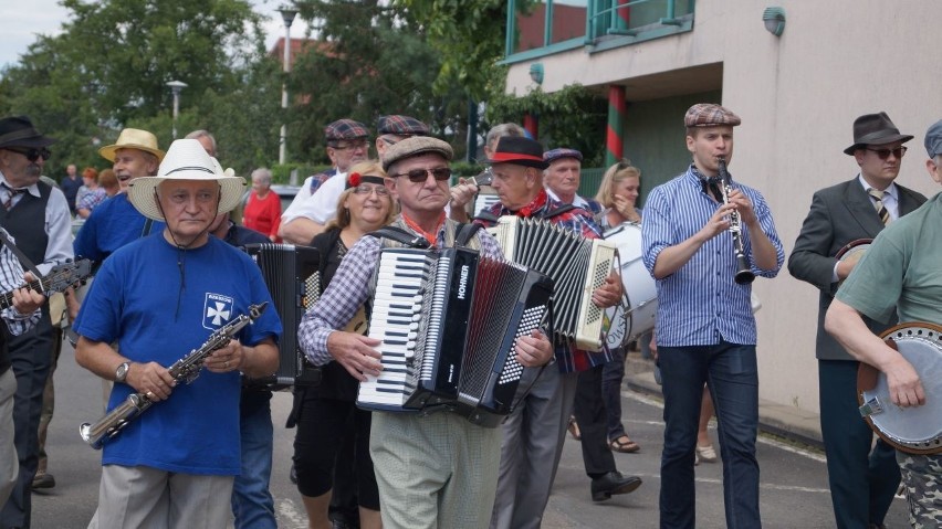 W Kamyku pod Częstochową trwa Festiwal Kapel Podwórkowych