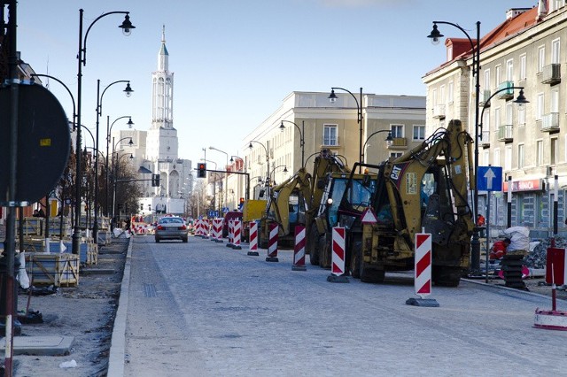 Od środy w jednym kierunku można już przejechać na odcinku od Nowego Światu do Częstochowskiej