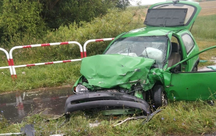 Wypadek miał miejsce w poniedziałek na drodze pod Nową Wsią....