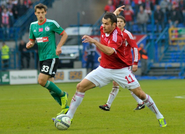 6 października 2013 r. Wisła pokonała przy ul. Reymonta Legię 1:0, a gola strzelił Paweł Brożek