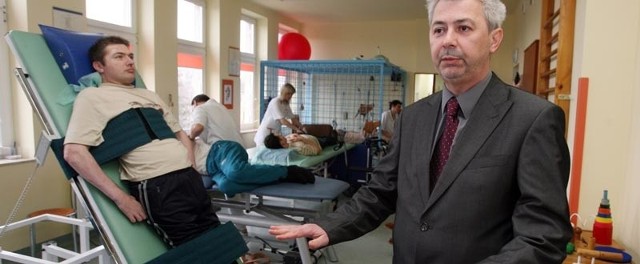 - W przyszłości chciałbym jeszcze powiększyć nasz oddział rehabilitacji o 15 łóżek dla chorych - mówi Zdzisław Białowąs. 