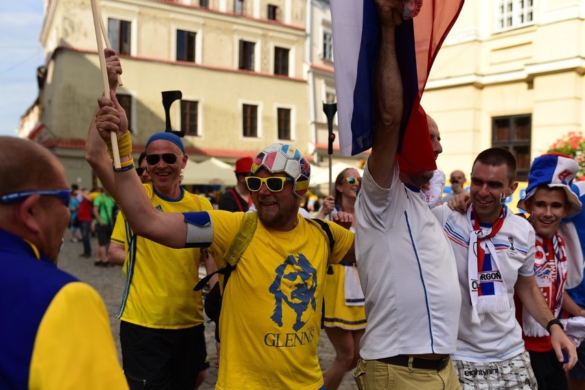 Euro U21 w Lublinie. Kibice Szwecji i Słowacji w drodze na mecz [ZDJĘCIA]