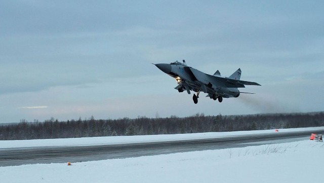 Rosyjskie myśliwce MiG-31K miały poderwać się z białoruskich lotnisk