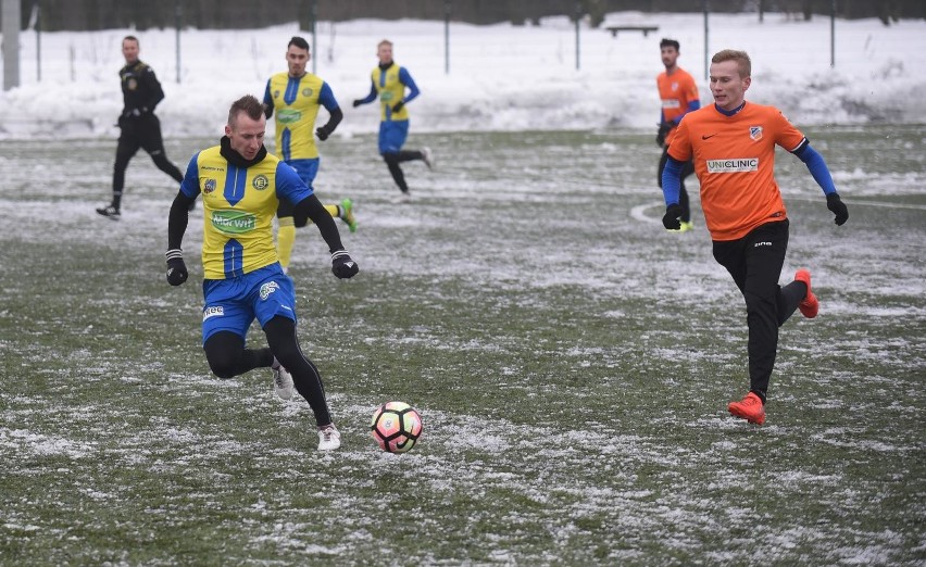 20.01.2018 torun sparing tkp elana torun - ks ursus pilka...