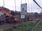 Budowa nowego mostu w Żywcu ma spore opóźnienie. Wykonawca się tłumaczy [ZDJĘCIA]
