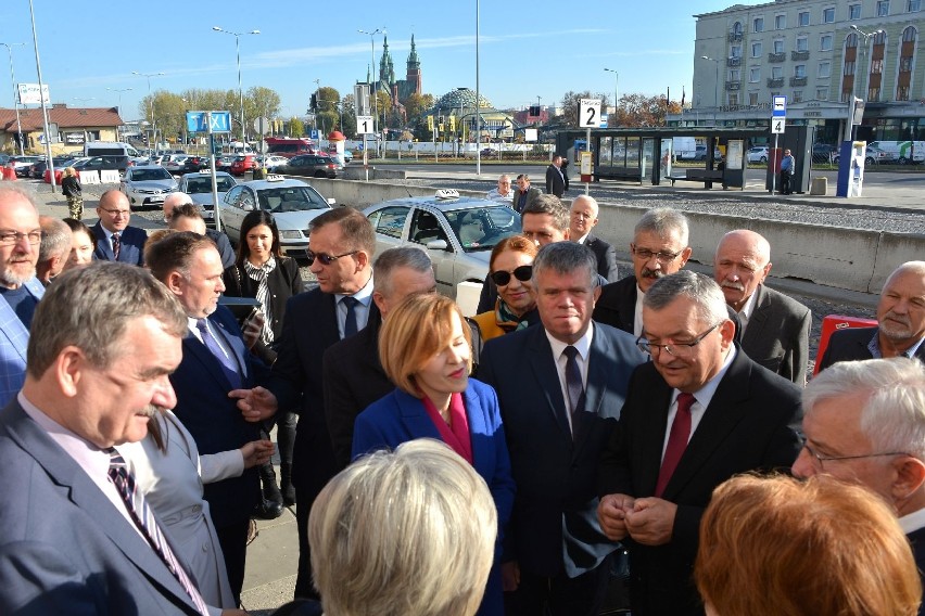 Minister infrastruktury w Kielcach. Rozmowy o dworcu kolejowym i parkingu nad torami