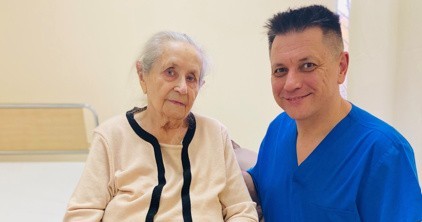 102-letnia pani Lilianna została poddana zabiegowi wszczepienia rozrusznika