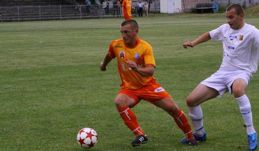 Krzysztof Ulatowski grający w drużynie MKS-u Kluczbork.