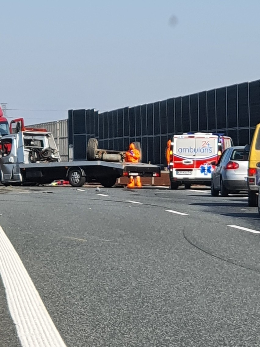 Wypadek na A4 pomiędzy węzłami Tarnów i Brzesko