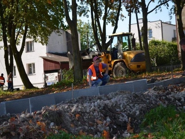 W parku 1000-lecia non stop trwają prace. - Jest robota - podkreśla burmistrz