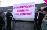 Rolnicy i sadownicy z regionu radomskiego protestują i częstują warszawiaków jabłkami