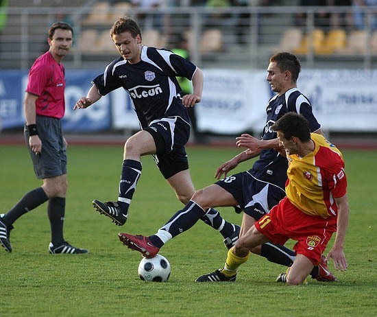 Znicz Pruszków 1:3 Dolcan Ząbki