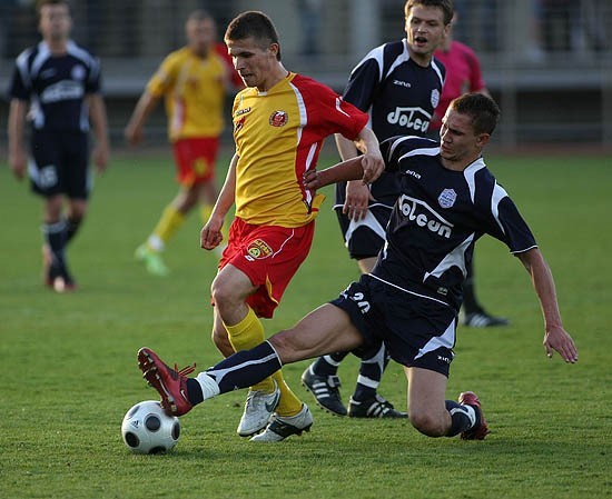 Znicz Pruszków 1:3 Dolcan Ząbki