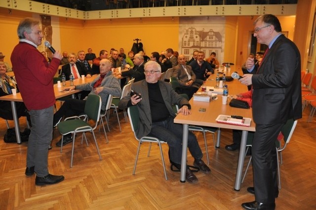 Spotkanie burmistrza Jarosława Kielara (z prawej).