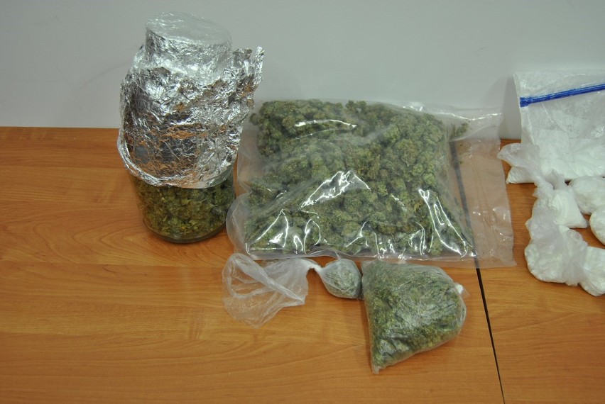 Ponad 3,5 kilograma narkotyków skonfiskowali w ostatnich dniach toruńscy policjanci