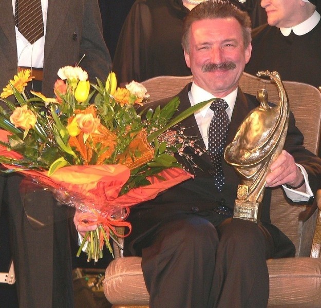 Bogdan Panhirsz, dyrektor zarządu Grupy Polskie Składy Budowlane w Wełczu, otrzymał tytuł Buskowianina Roku 2011.