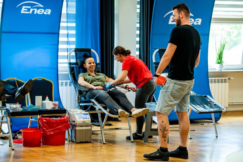 23 litry krwi oddano podczas 14-tej akcji krwiodawstwa w Enei Połaniec. Zobaczcie zdjęcia 
