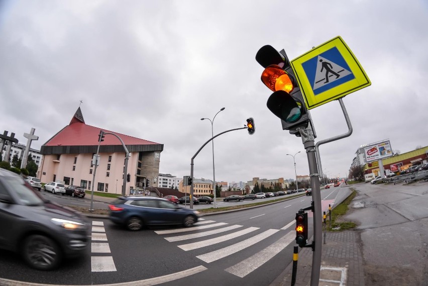 "Niechronieni uczestnicy ruchu drogowego". Pomorska policja w akcji. Piesi też mają swoje za uszami 