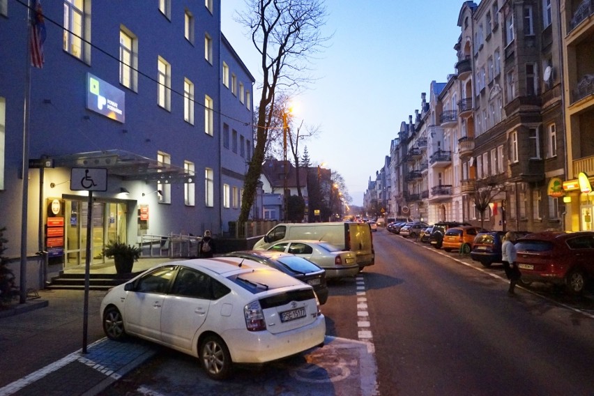 Poznań: Na Jeżycach będzie trudniej zaparkować? Na ul....