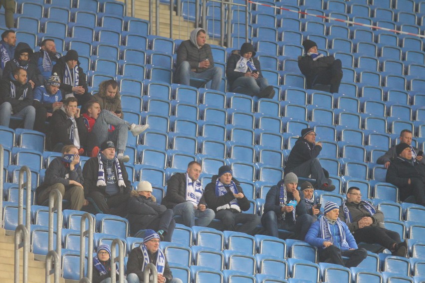 Lech Poznań: Katastrofa przy Bułgarskiej. Kolejorz przegrał z Górnikiem Zabrze i może już zapomnieć o walce o tytuł mistrzowski [ZDJĘCIA]