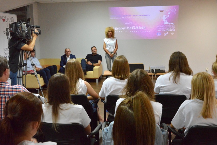 W Kielcach rozpoczęło się szkolenie wolontariuszy przed mistrzostwami świata juniorek w piłce ręcznej
