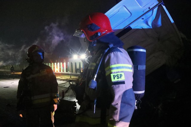 Tragiczny wypadek na autostradzie A4 pod Wrocławiem. Pod kołami samochodu zginął pieszy. Zdjęcie ilustracyjne