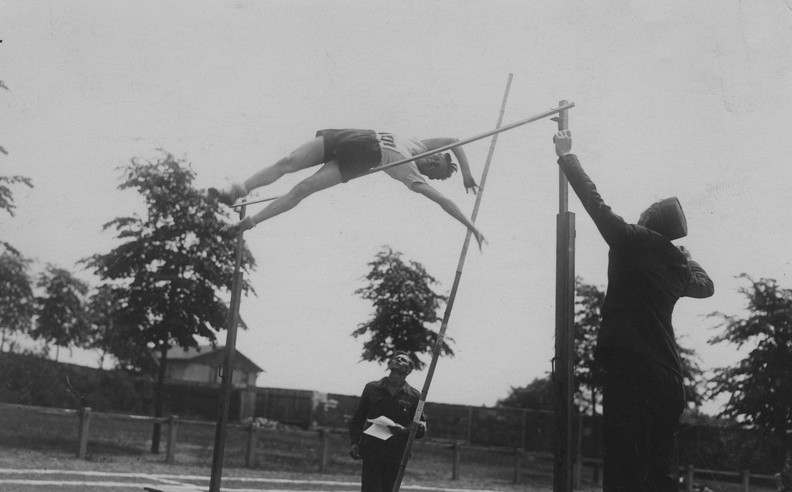 Czerwiec 1929 roku -  zawody lekkoatletyczne podczas...