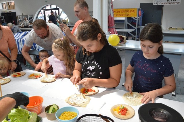 Dzieciaki w Stalowej Woli miały okazję sami zrobić sobie warzywna tortillę