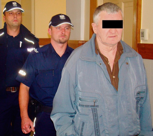 Do sądeckiego więzienia trafił 64-letni pedofil z powiatu suskiego. Dostał wyrok, w którym zaznaczono, że ma się poddać obowiązkowej terapii. Realizuje ją teraz w jednostce w Rzeszowie