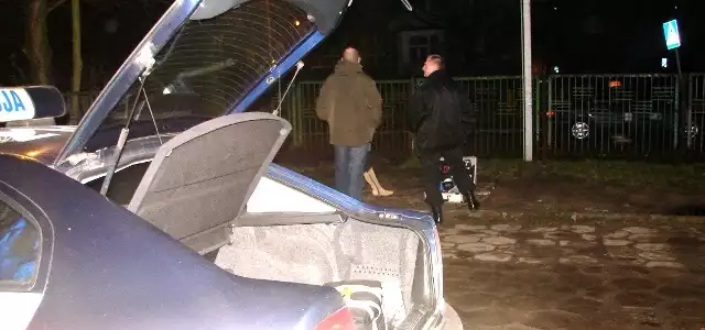 Na miejscu pracują technicy kryminalistyki z Komendy Miejskiej Policji w Szczecinie.