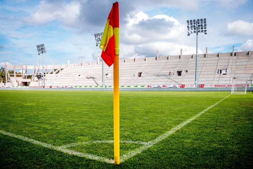 Z powodu budowy stadionu ŁKS zamkną autostradę. Jedzie kilkadziesiąt ciężarówek [ZDJĘCIA]