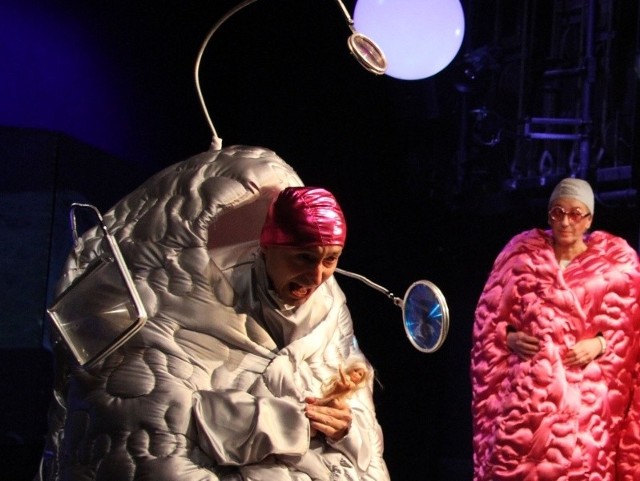 Bohaterami najnowszej sztuki kieleckiego Teatru Lalki i Aktora Kubuś są kosmici.