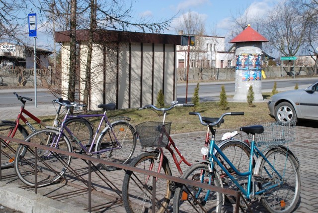 Mieszkańcy gminy z rowerów korzystają częściej, bo  mają ścieżkę