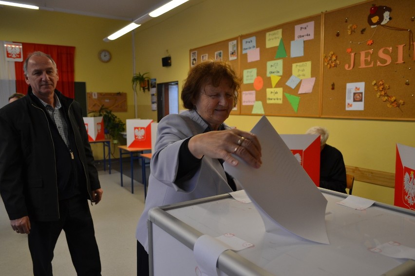 Wybory 2015 w Rybniku: Tłumy w lokalach wyborczych