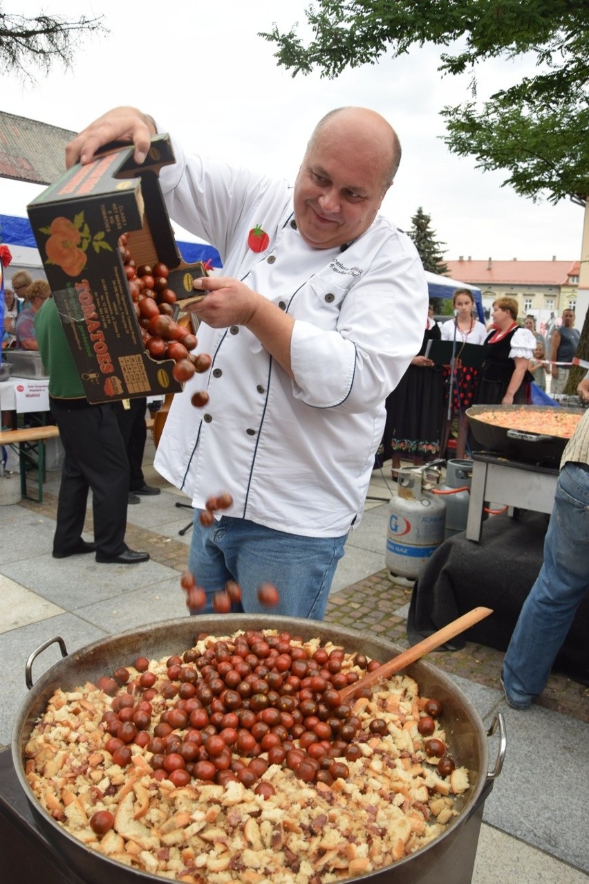 Pomidorowe święto w Krzeszowicach. Konkursy z warzywnymi okazami 