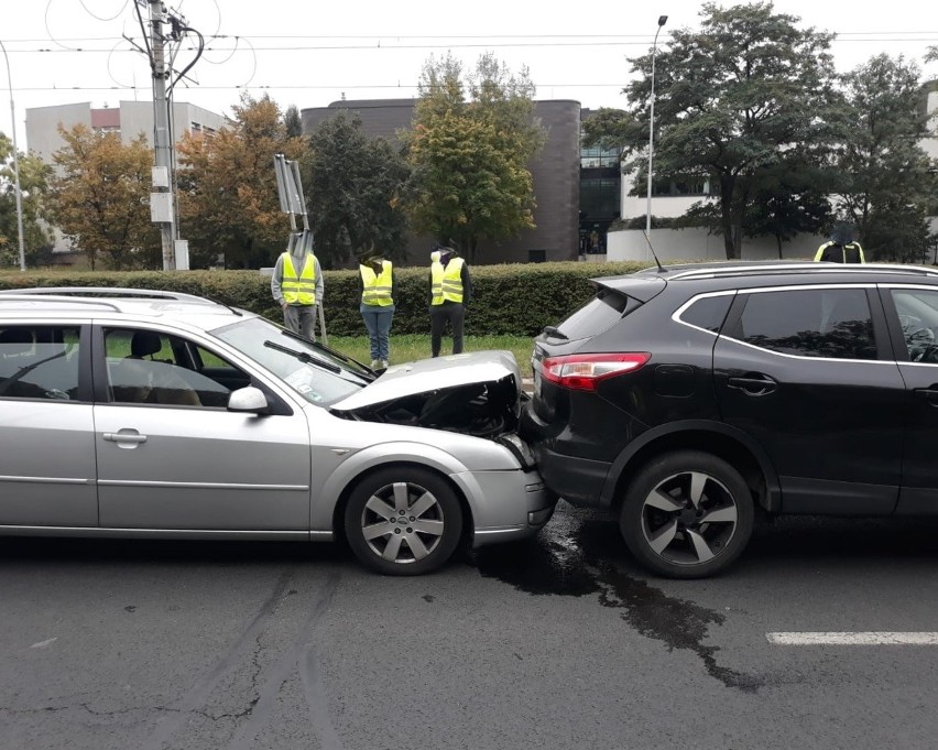 Wypadek na ul. Legnickiej we Wrocławiu 14.10.2021