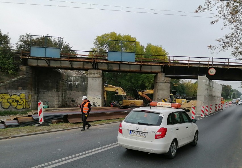 Kolejne zamknięcie drogi nr 91 pod wiaduktem w Zgierzu